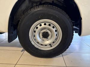 Toyota Hilux 2.4GD single cab S - Image 12
