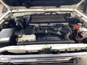 Toyota Land Cruiser 79 4.5D-4D LX V8 single cab - Image 17