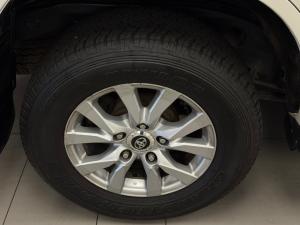 Toyota Land Cruiser 200 4.5D-4D V8 VX-R - Image 18