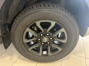 Toyota Hilux 2.8GD-6 Xtra cab 4x4 Legend auto - Image 14