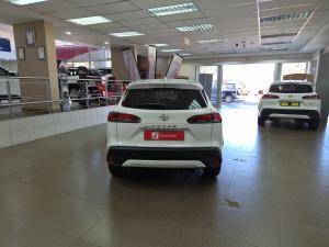 Toyota Corolla Cross 1.8 Xi - Image 5