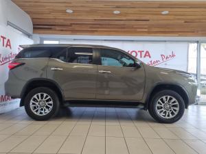 Toyota Fortuner 2.8GD-6 4x4 VX - Image 3
