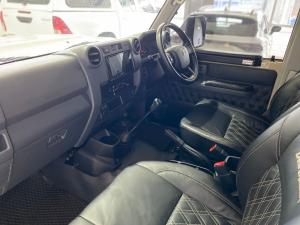 Toyota Land Cruiser 79 2.8 GD-6S/C - Image 7