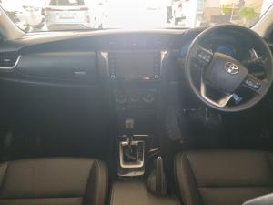 Toyota Fortuner 2.4GD-6 Raised Body automatic - Image 6