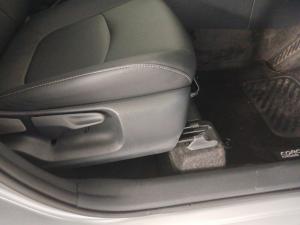 Toyota Corolla Cross 1.8 XS Hybrid - Image 21