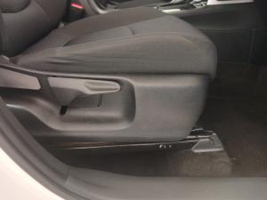 Toyota Corolla Cross 1.8 XI - Image 21