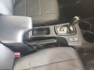 Toyota Hilux 2.4 GD-6 RB Raider automaticE/CAB - Image 12