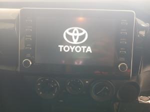 Toyota Hilux 2.4 GD-6 RB Raider automaticE/CAB - Image 14