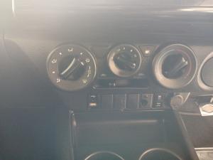 Toyota Hilux 2.4 GD-6 RB Raider automaticE/CAB - Image 18