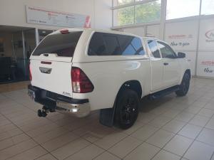 Toyota Hilux 2.4 GD-6 RB Raider automaticE/CAB - Image 2
