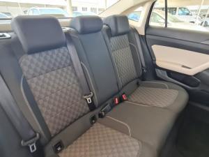 Volkswagen Polo 1.6 - Image 17