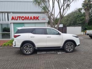 Toyota Fortuner 2.4GD-6 Raised Body automatic - Image 3