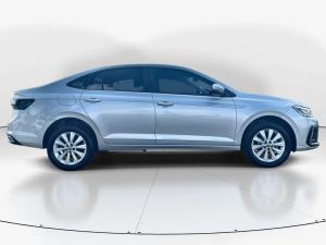 Volkswagen Polo sedan 1.6 Life - Image 8