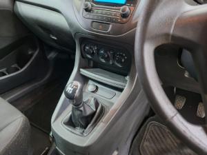 Ford Figo hatch 1.5 Ambiente - Image 12