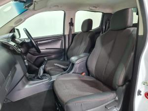 Isuzu D-Max 250 double cab LE - Image 8