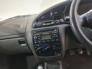 Ford Bantam 1.3i (aircon) - Image 9