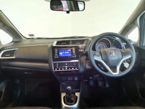 Honda WR-V 1.2 Comfort - Image 8
