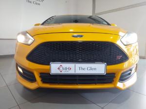 Ford Focus ST 3 - Image 2