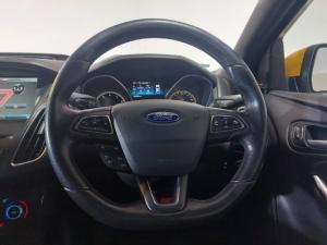 Ford Focus ST 3 - Image 8