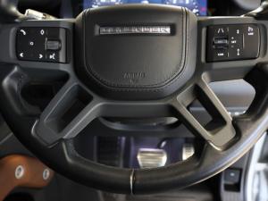 Land Rover Defender 110 D300 X - Image 29