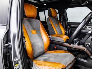Land Rover Defender 110 P400e X - Image 11