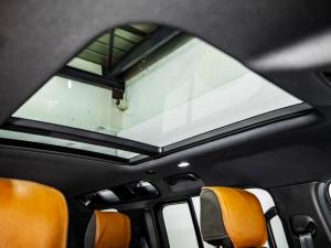 Land Rover Defender 110 P400e X - Image 15