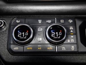 Land Rover Defender 110 P400e X - Image 19