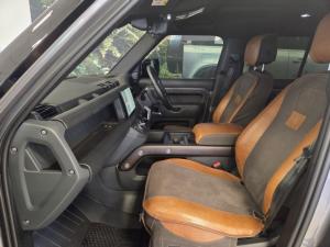 Land Rover Defender 110 P400e X - Image 6