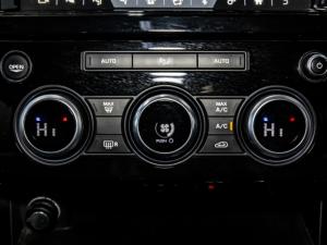 Land Rover Discovery HSE Td6 - Image 18