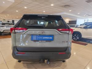 Toyota RAV4 2.0 GX auto - Image 4