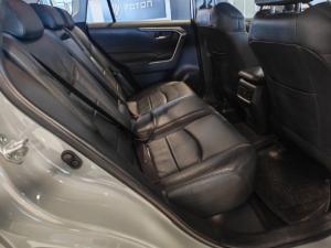 Toyota RAV4 2.0 GX auto - Image 8