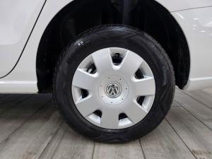 Volkswagen Polo sedan 1.4 Trendline - Image 4