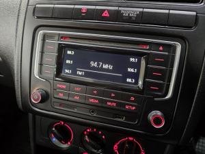 Volkswagen Polo sedan 1.4 Trendline - Image 7