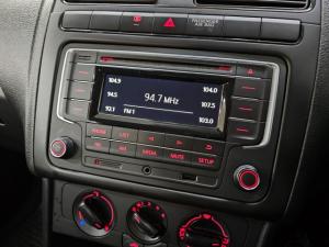 Volkswagen Polo sedan 1.4 Trendline - Image 8