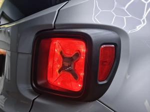 Jeep Renegade 1.4T Longitude - Image 10