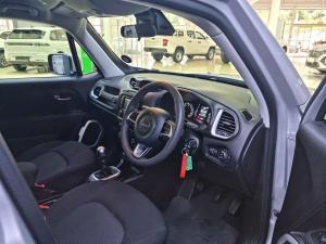 Jeep Renegade 1.4T Longitude - Image 14