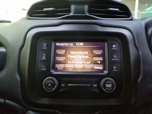 Jeep Renegade 1.4T Longitude - Image 18