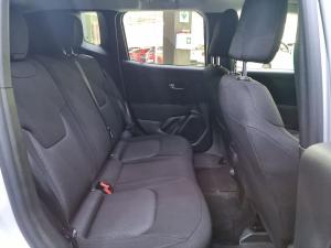Jeep Renegade 1.4T Longitude - Image 20