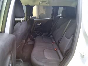 Jeep Renegade 1.4T Longitude - Image 27
