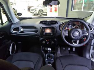 Jeep Renegade 1.4T Longitude - Image 6
