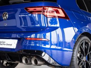 Volkswagen Golf R - Image 11