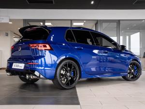 Volkswagen Golf R - Image 8