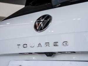 Volkswagen Touareg V6 TDI Executive R-Line - Image 12