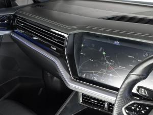 Volkswagen Touareg V6 TDI Executive R-Line - Image 20