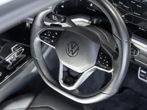 Volkswagen Touareg V6 TDI Executive R-Line - Image 22