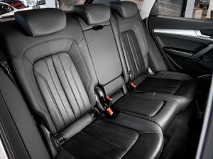 Audi Q5 40TDI quattro Advanced - Image 16