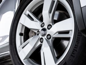 Audi Q5 40TDI quattro Advanced - Image 5