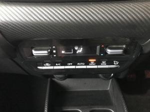 Toyota Starlet Cross 1.5 XS manual - Image 13