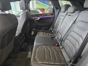 Volkswagen Touareg V6 TDI Executive R-Line - Image 10