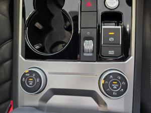 Volkswagen Touareg V6 TDI Executive R-Line - Image 16